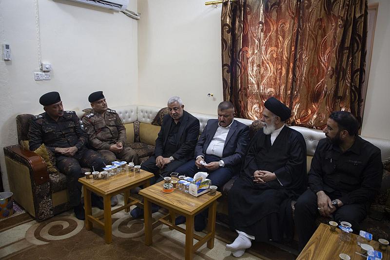 وزير الداخلية يزور موكب العتبتين المقدستين لخدمة زائري الأربعين