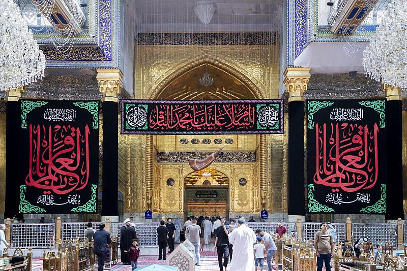 العتبة العباسية المقدسة تنشر السواد ولافتات الحزن إحياء لذكرى شهادة الإمام الباقر (عليه السلام)