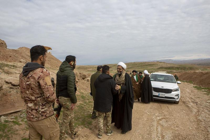قافلةُ دعمٍ تصلُ لأكثر من 100 موقع لمقاتلي الحشدِ الشعبيّ
