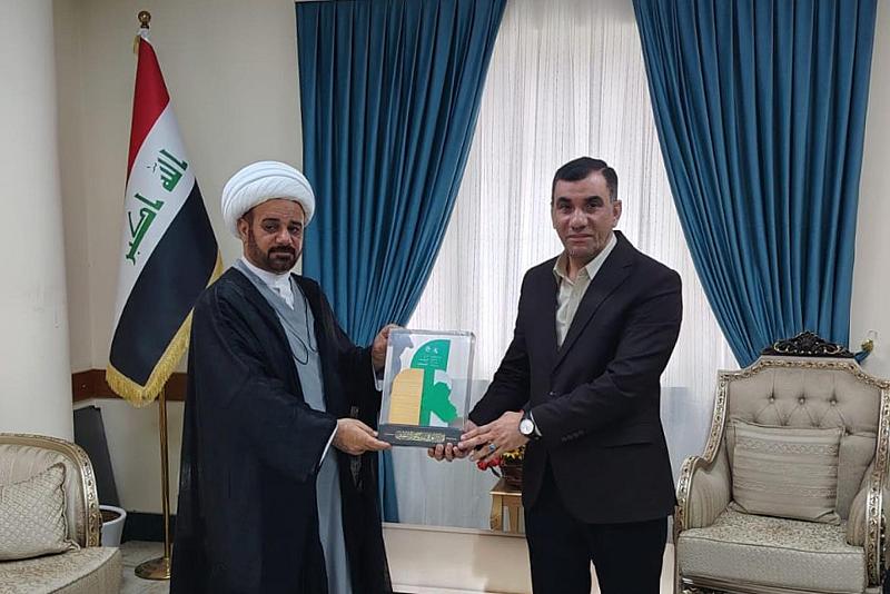 تثمينًا لجهودهم.. قسم الشؤون الفكرية يكرّم ملاكات مؤسّسة الشهداء في النجف الأشرف
