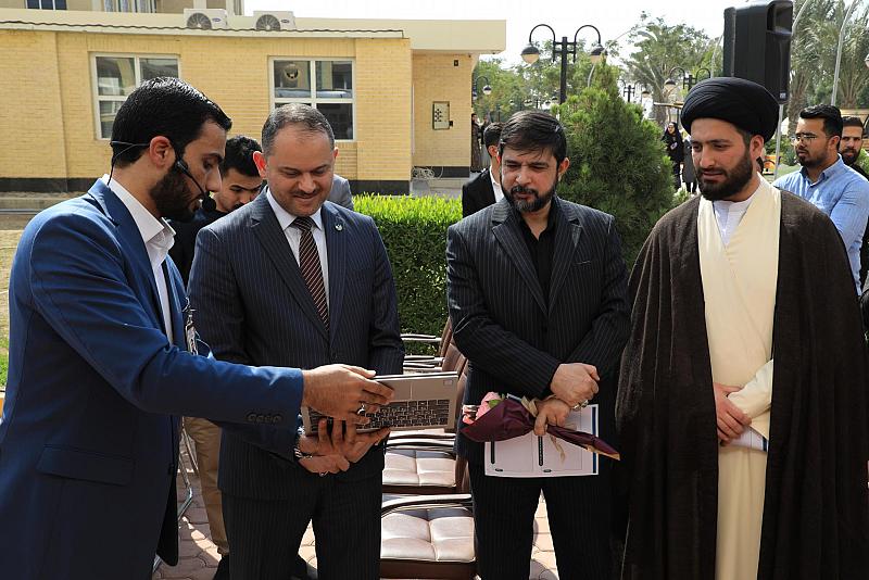 المجمع العلمي يفتتح المعرض القرآنيّ السنوي الأوّل