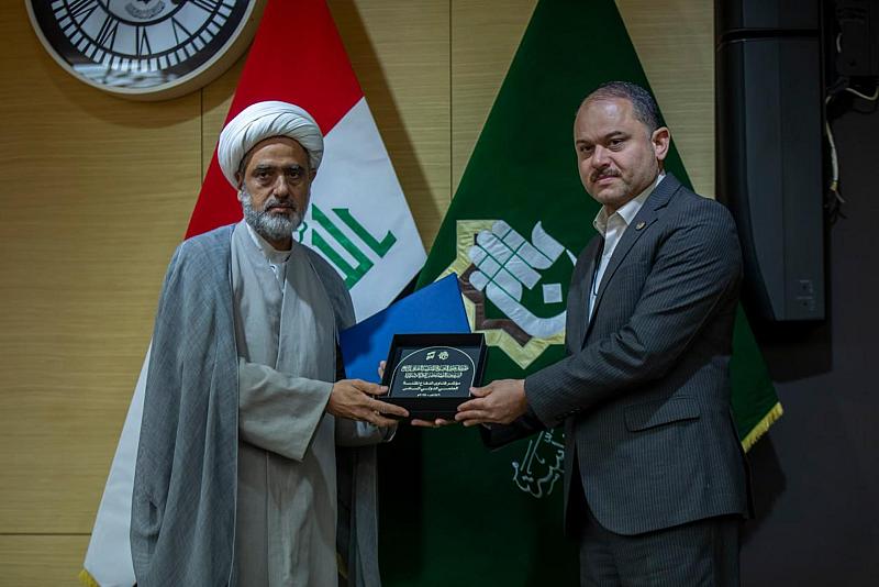 العتبة العباسية المقدسة تكرم الباحثين المشاركين في مؤتمر فتاوى الدفاع المقدسة العلمي الدولي السادس