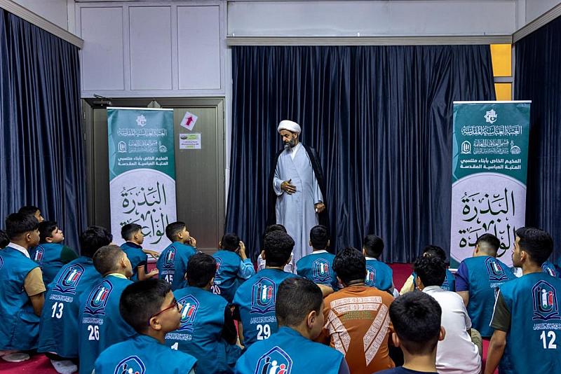 قسم العلاقات العامة ينظم ورشة توعوية للمشاركين في مخيم البذرة الواعدة