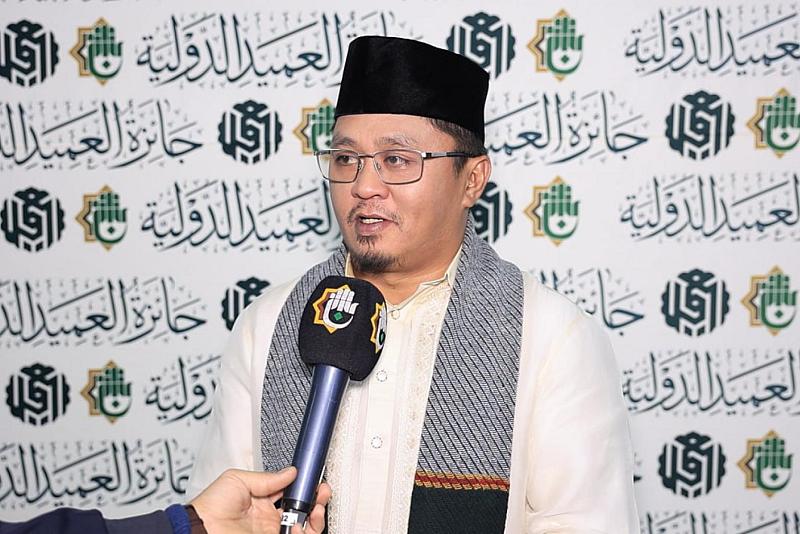 قارئ من الفلبين: العتبة العبّاسية المقدسة تبذل جهودًا متميّزة في خدمة كتاب الله المجيد