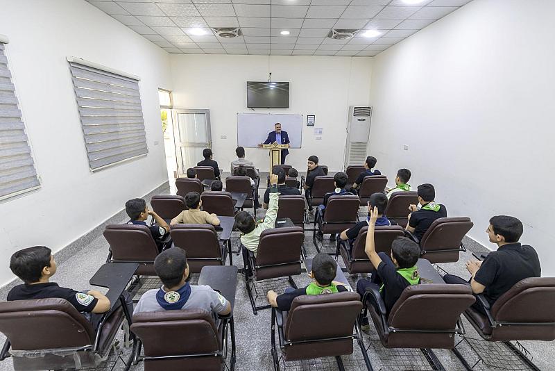 لتعزيز التواصل وتنمية المواهب.. جمعية كشافة الكفيل تقيم برنامج (التجمع الكشفي الدائم) في جامعة العميد