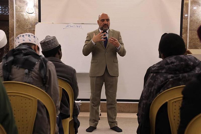 قسم الشؤون الفكرية يقيم دورة تطويرية لطلبة العلوم الدينية الأفارقة في النجف الأشرف