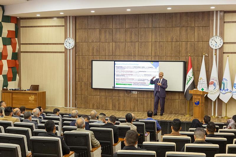 جامعة الكفيل تنظم محاضرة عن دور البحث العلمي في تعزيز المهارات الأكاديمية