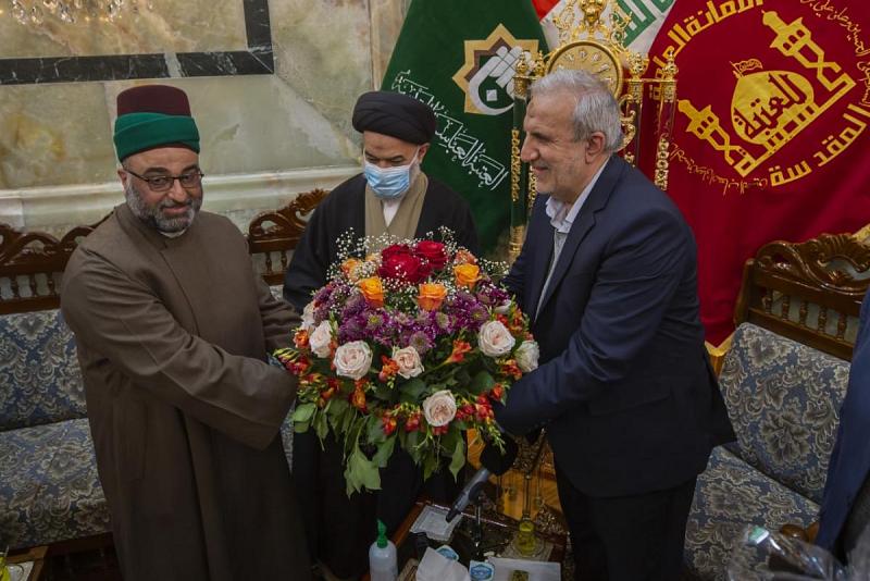 المتولّي الشرعيّ للعتبة العبّاسية المقدّسة  يستقبلُ الأمينَ العامّ للعتبة الحسينيّة المقدّسة ويُبارك له تسنّم مهامّه