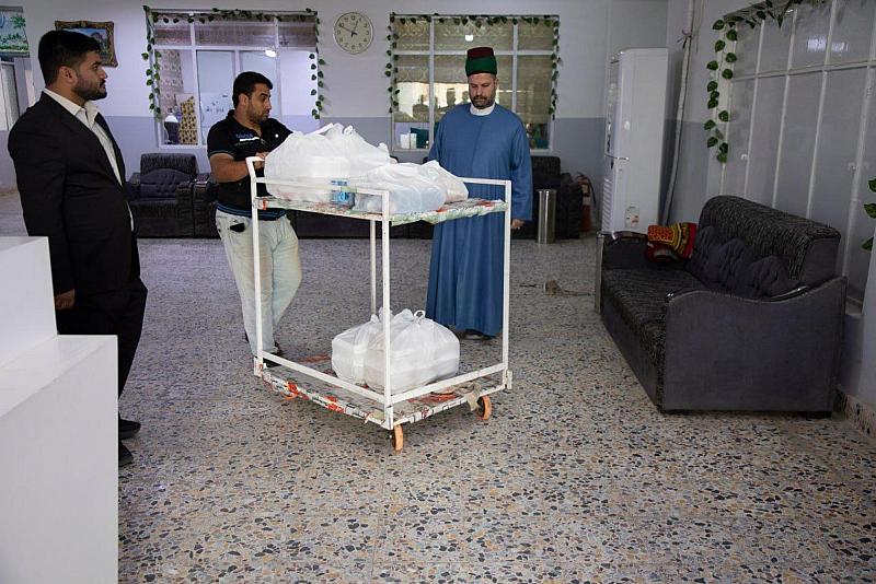 قسم العلاقات العامّة ينظّم جولةً تفقدية لدار المسنّين في كربلاء