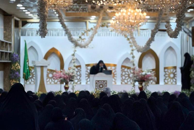 شعبة التوجيه الديني النسوي تقدم محاضرة عقائدية لطالبات مدرسة فدك الزهراء (عليها السلام) القرآنية
