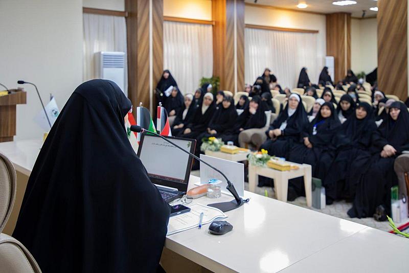 ضمن ملتقى غيث السماء.. باحثة تناقش البُعد الفكري للمبعث النبوي في بناء المرأة