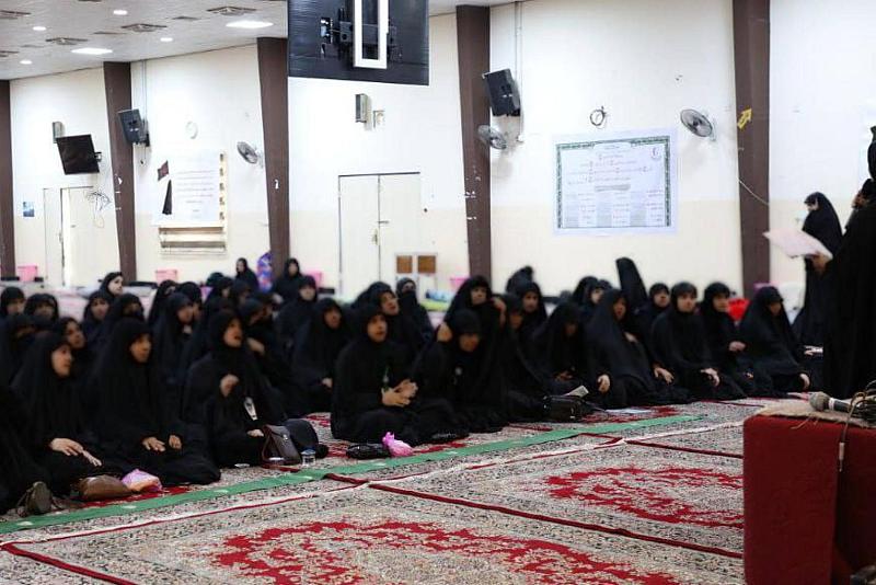 شعبة الخطابة الحسينية النسوية تقيم مجلس عزاء في مجمع الشيخ الكليني