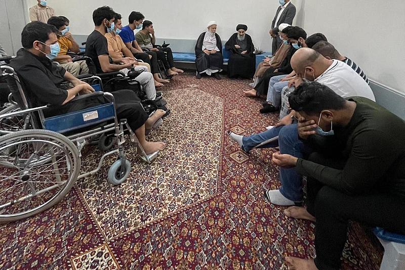 السيد السيستاني (دام ظله) يستقبل عددًا من المقاتلين المصابين بالإعاقة الدائمة