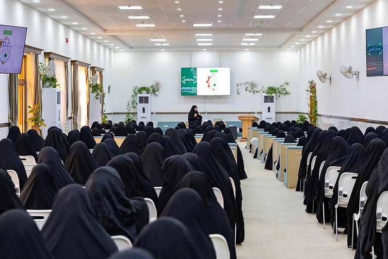 شعبة مدارس الكفيل الدينية النسوية تُطلق فعاليات مخيم بنات العقيدة