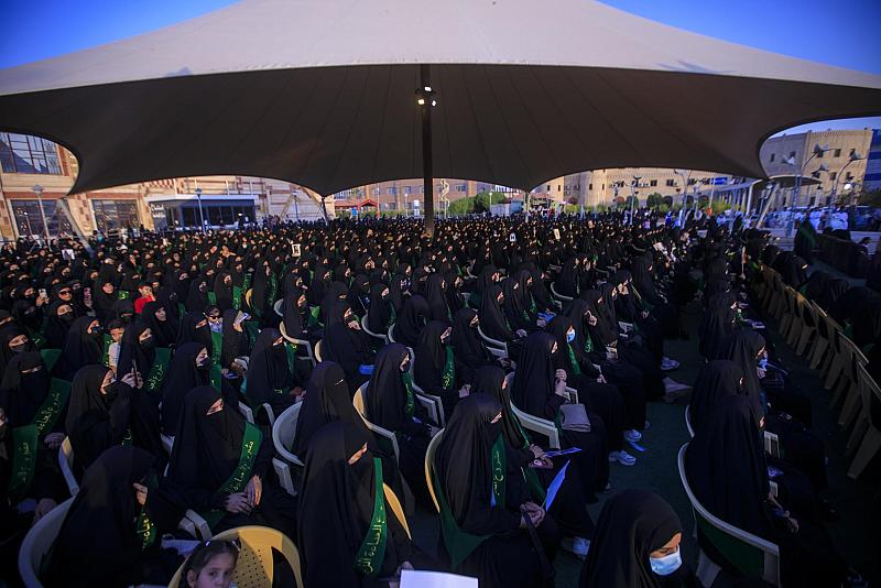 قسم العلاقات العامة يقيم مهرجان العباءة العراقية السادس في جامعة المثنى