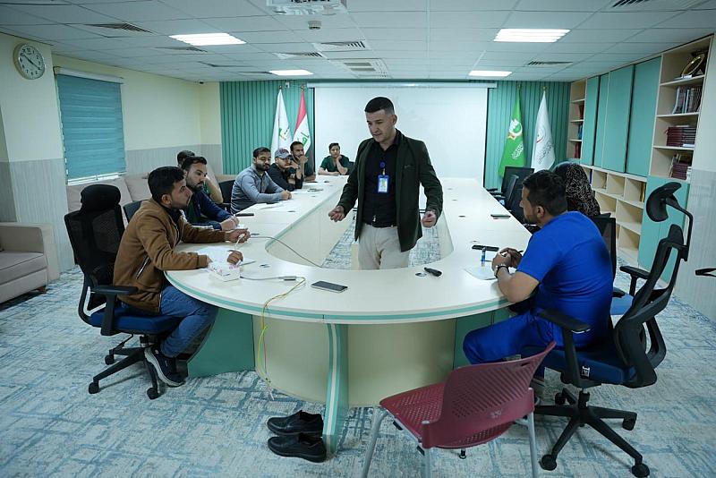 مستشفى الكفيل يواصل إقامة الدورات التطويرية لملاكاته التمريضية