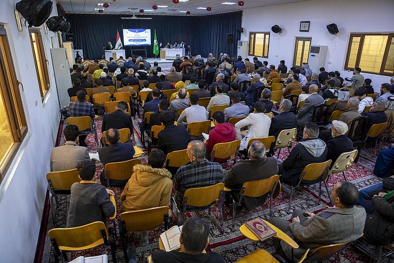 المجمع العلمي يجري الاختبارات المركزية لـ 250 طالباً من طلبة الدورات القرآنية