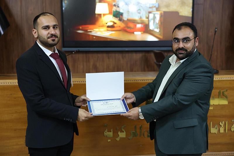 تكريم عدد من عوائل الشهداء ضمن فعاليات مهرجان تعزيز الذاكرة الأول