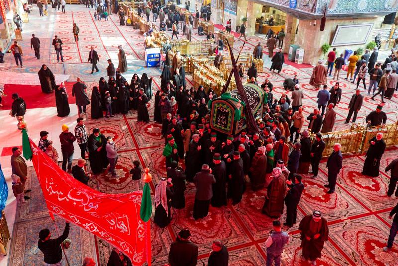 مواكبُ العزاء الكربلائيّ تستذكر مصاب الإمام الهادي (عليه السلام)