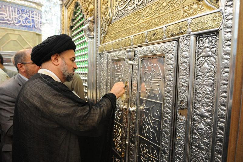 كيف تُجمَعُ أموالُ شبّاك مرقد أبي الفضل العباس(عليه السلام)؟ وأين تذهب؟