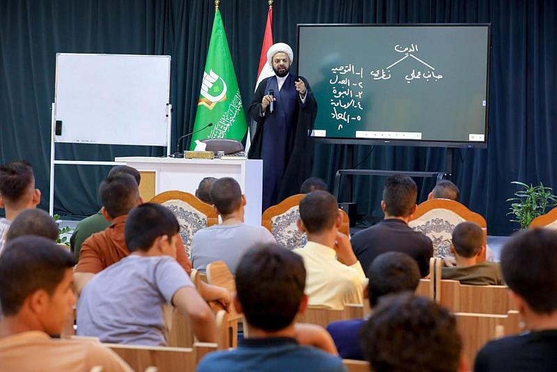 المجمع العلمي ينظم محاضرات قرآنية وفكريّة لوفد من ذي قار