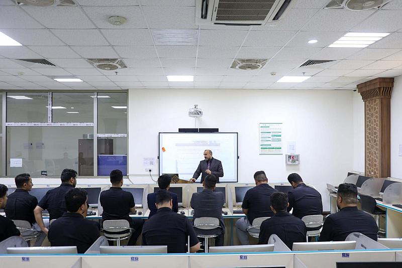 جامعة العميد تنظم دورة تطويرية في مهارات اللغة العربية والصياغة الإدارية لملاكاتها