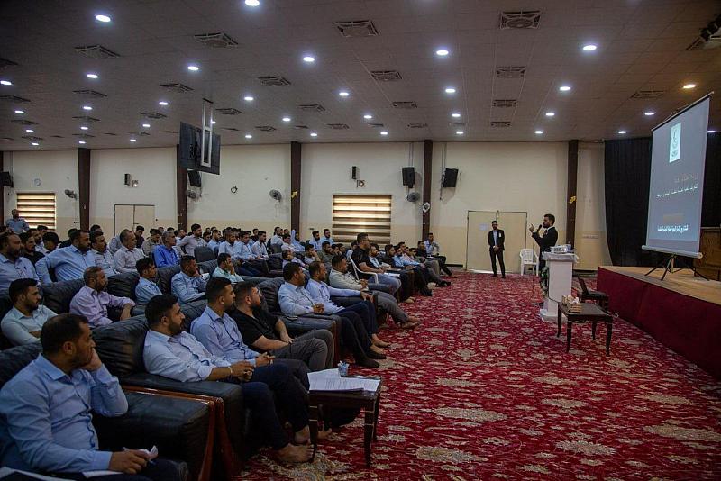 قسم العلاقات يقدّم ورشة للتعريف بالعتبة العبّاسية لأكثر من مئة منتسب