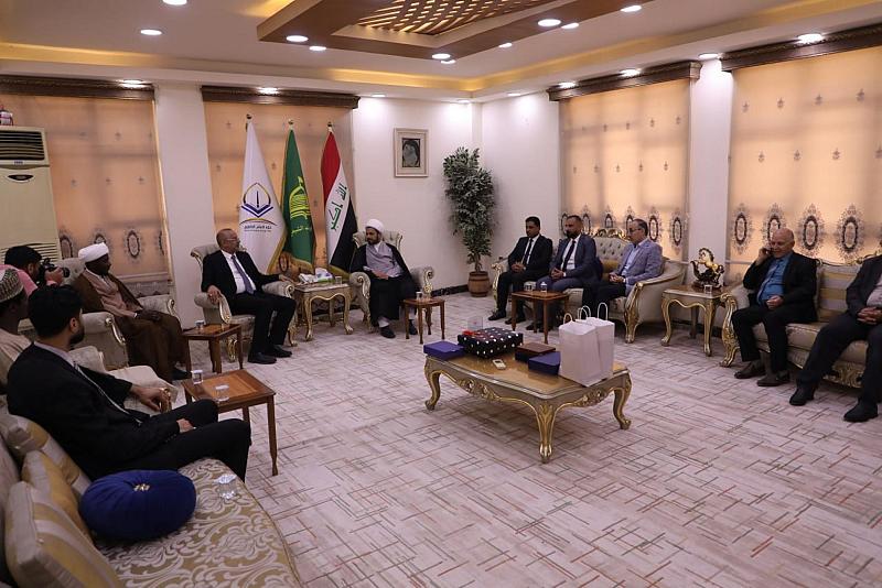 قسم الشؤون الفكرية يبحث تعزيز العلاقات المشتركة مع كلية الامام الكاظم الجامعة