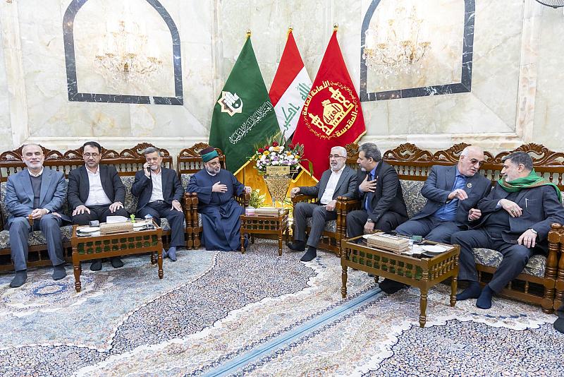 وفد من العتبة العلوية يهنّئ الأمين العام للعتبة العبّاسية بمناسبة إعادة تعيينه