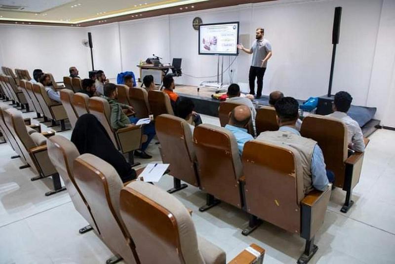 المسعِف الأول.. دورة لمنتسبي جامعة الكفيل لتطوير مهاراتهم الإسعافية