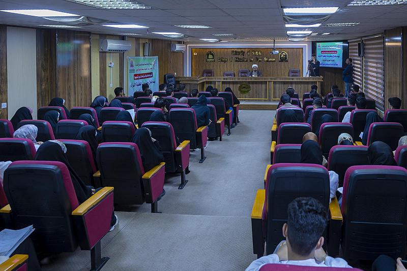 قسم الشؤون الدينية يعقد جلسةً حوارية لعددٍ من طلبة جامعة كربلاء