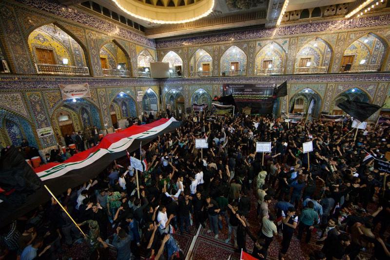 ضمن مشروع فتية الكفيل الوطنيّ وللسنة الرابعة على التوالي طلبة الجامعات والمعاهد العراقية يُعزّون الإمام الحسين وأخاه أبا الفضل(عليهما السلام) بشهادة الزهراء(عليها السلام)..