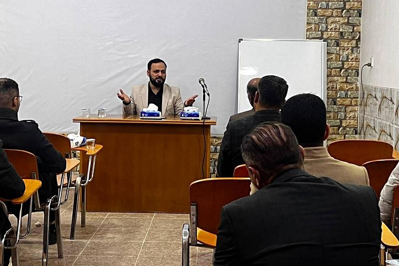 في الديوانية.. الشؤون الفكرية يقدّم ندوةً حول رسالة التربوي الأخلاقية