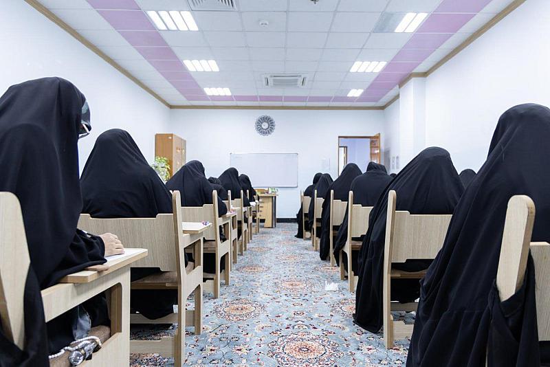 شعبة الخطابة الحسينية النسوية تطلق امتحانات الفصل الأوّل لطالباتها