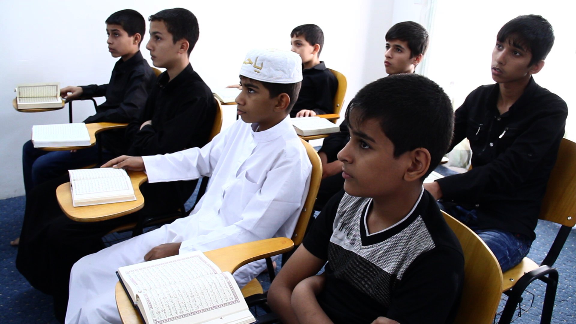 تواصل مشروع حلقات تحفيظ القرآن الكريم الذي أطلقه معهد القرآن الكريم التابع للعتبة العباسية المقدسة