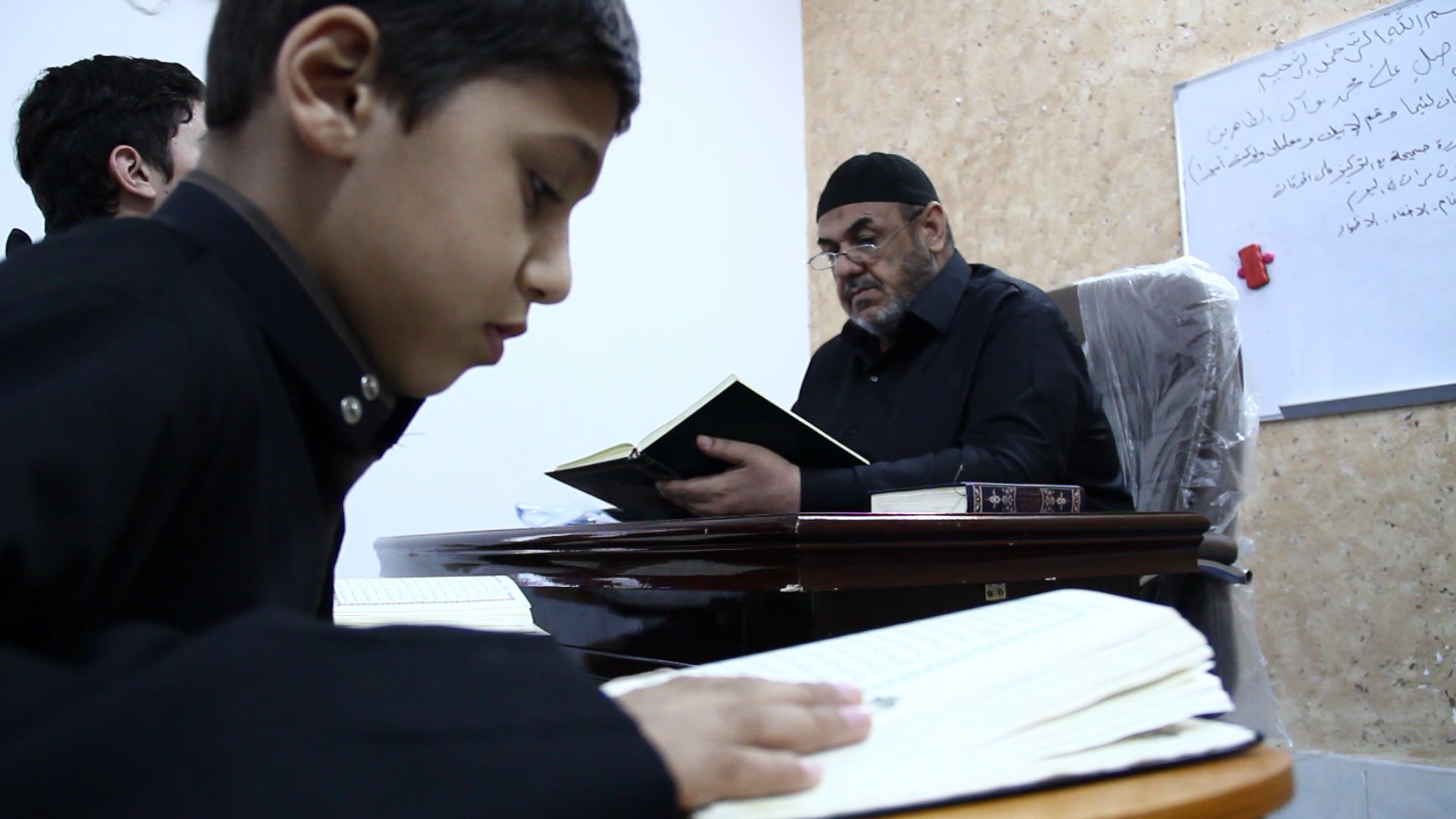 تواصل مشروع حلقات تحفيظ القرآن الكريم الذي أطلقه معهد القرآن الكريم التابع للعتبة العباسية المقدسة