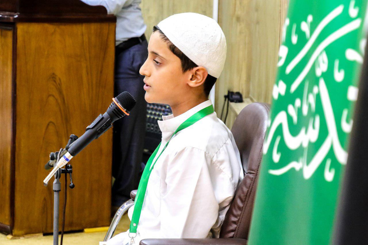 معهد القرآن الكريم / فرع النجف يُقيم محفلاً قرآنياً للطلبة المتميّزين في حفظ الكتاب العزيز