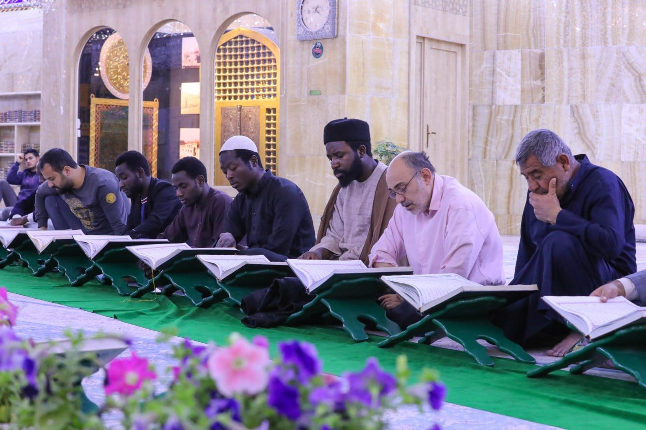 معهد القرآن الكريم يشرك طلبة الدراسات الأفريقية في الجلسة القرآنية التعليمية