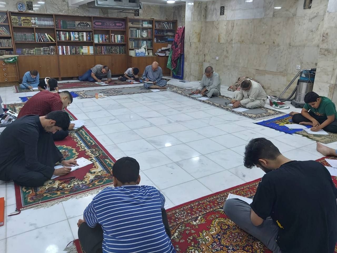 معهد القرآن الكريم يُجري اختباراً مركزياً موحداً لطلبة الدورات القرآنية في بغداد