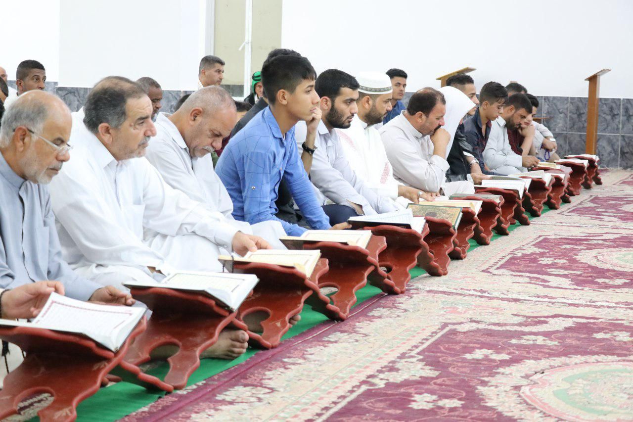 ضمن برنامج اسبوع الولاية معهد القرآن الكريم / فرع النّجف يقيم محفلاً قرآنياً مباركاً