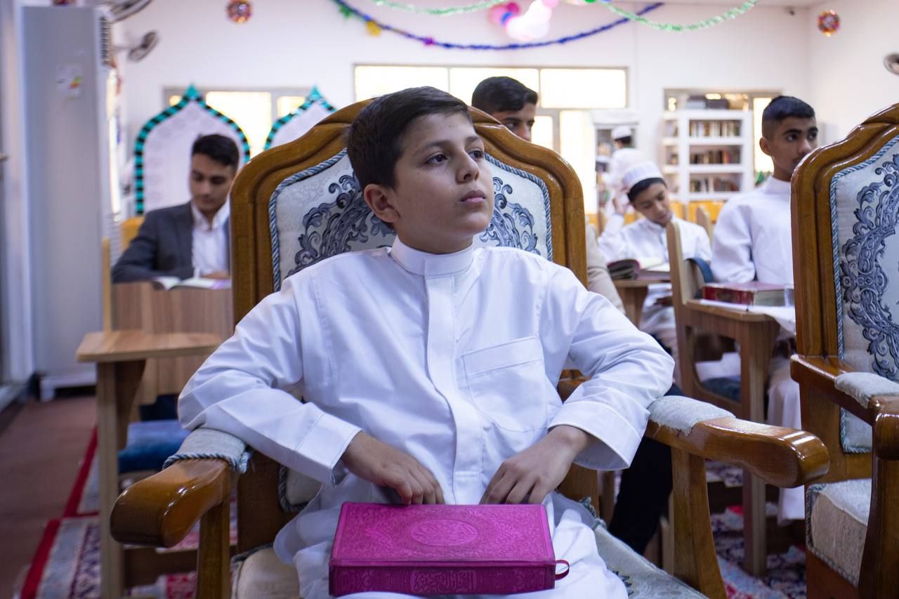 معهد القرآن الكريم يجري اختباراً مركزيًا لطلبة الحفظ في بغداد