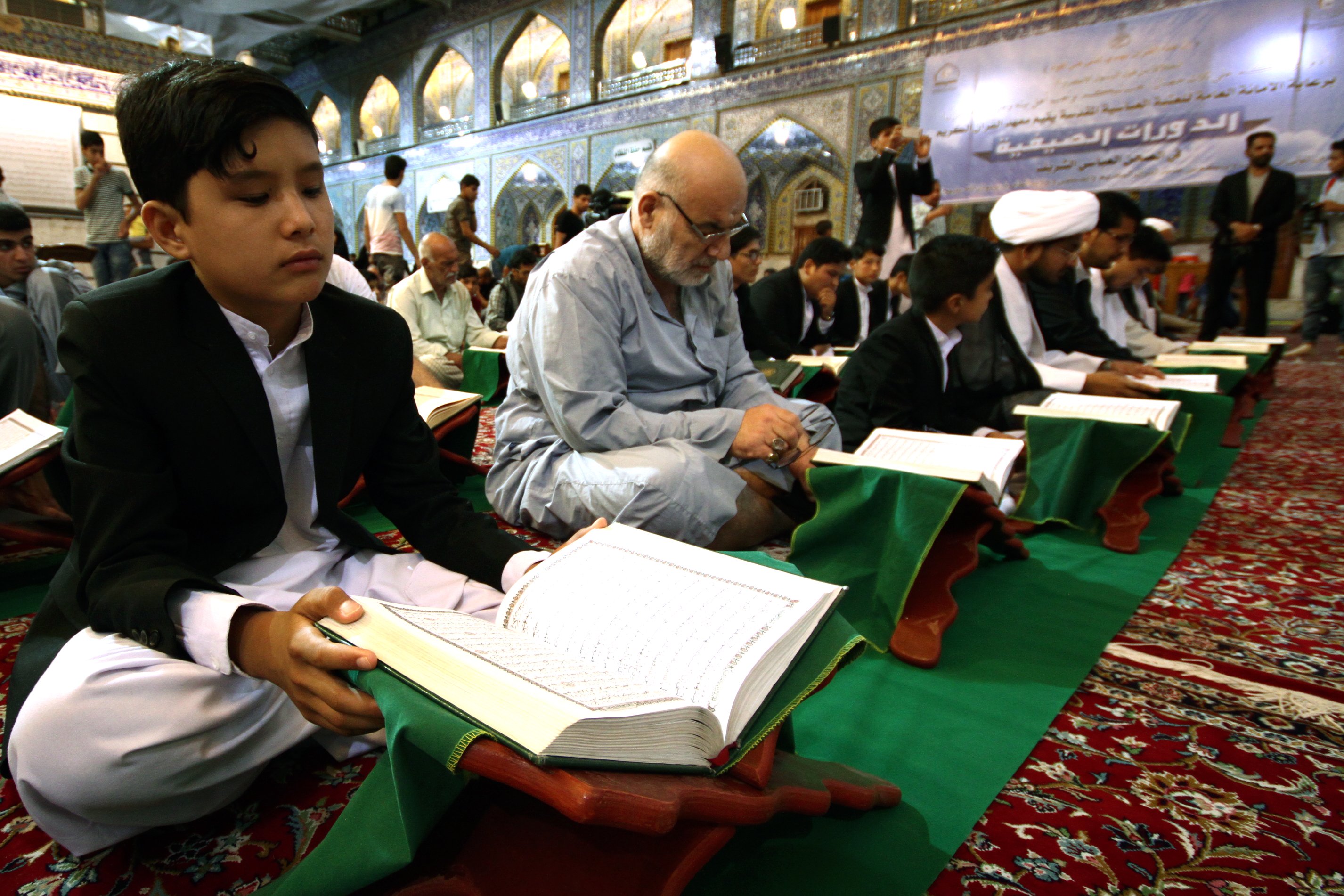 معهد القرآن الكريم يقيم أمسية قرآنية مميزة في الصحن العباسي الشريف