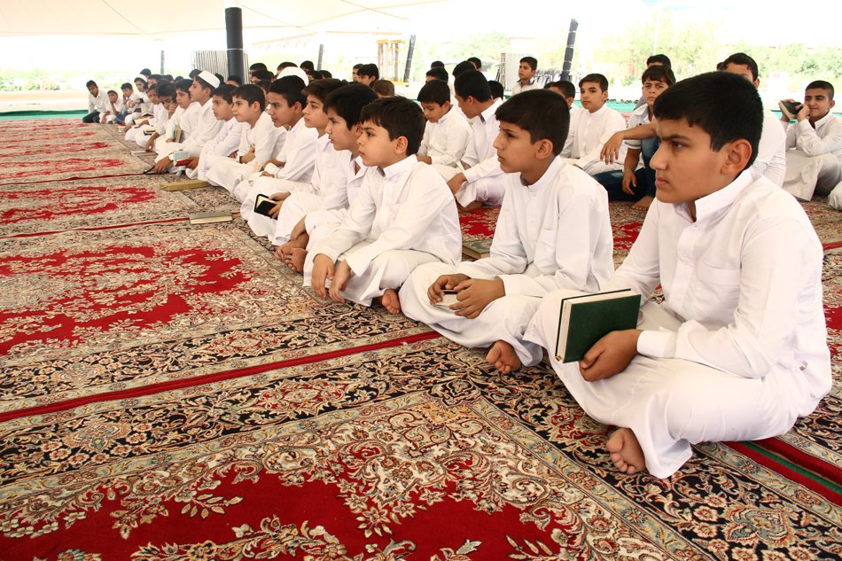 معهد القرآن الكريم يقيم مسابقة في الحفظ تمهيداً للمسابقة الوطنية الخاصة بطلبته.