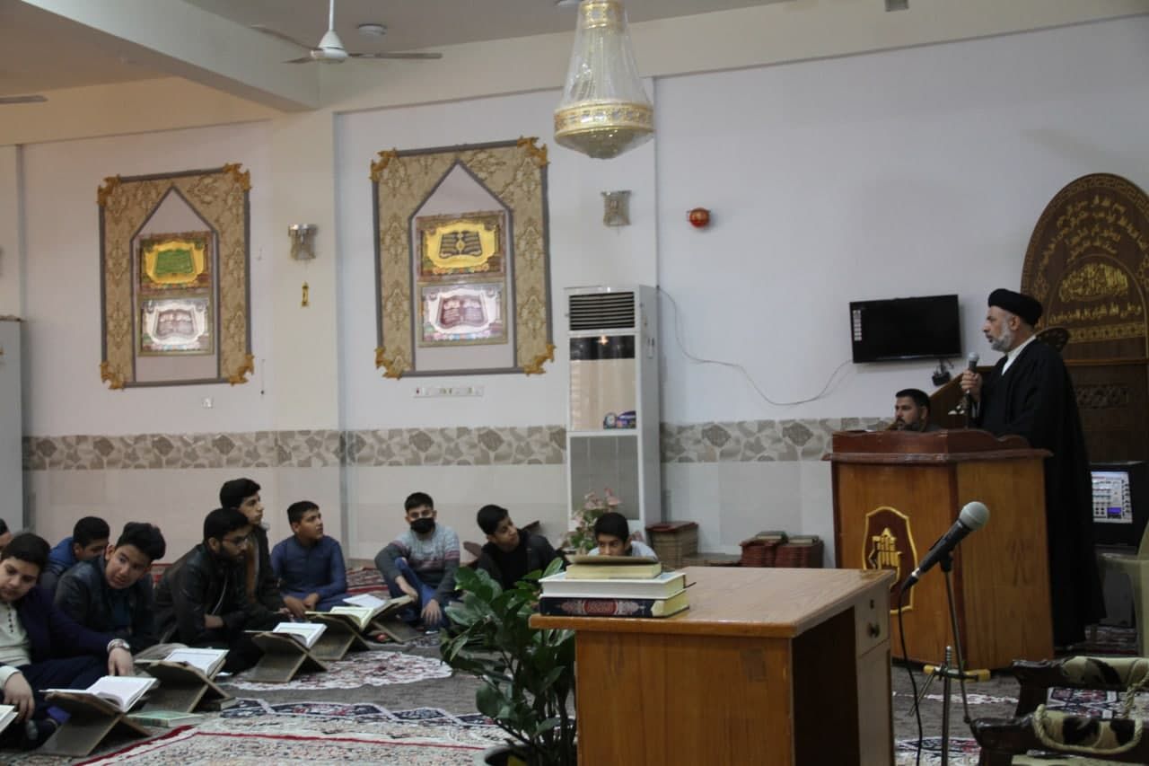 معهد القرآن الكريم يُحيي الليالي الفاطمية في قضاء الهندية
