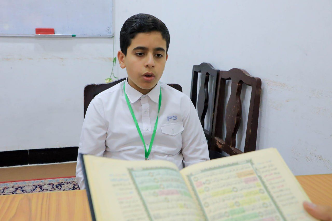 طلبة المشروع التطويري الصيفي لحفظ القرآن الكريم يواصلون دروس الحفظ في كربلاء