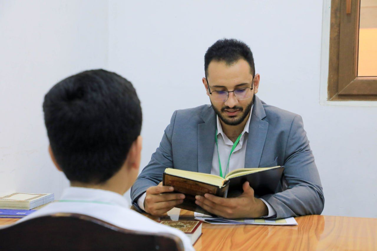 طلبة المشروع التطويري الصيفي لحفظ القرآن الكريم يواصلون دروس الحفظ في كربلاء