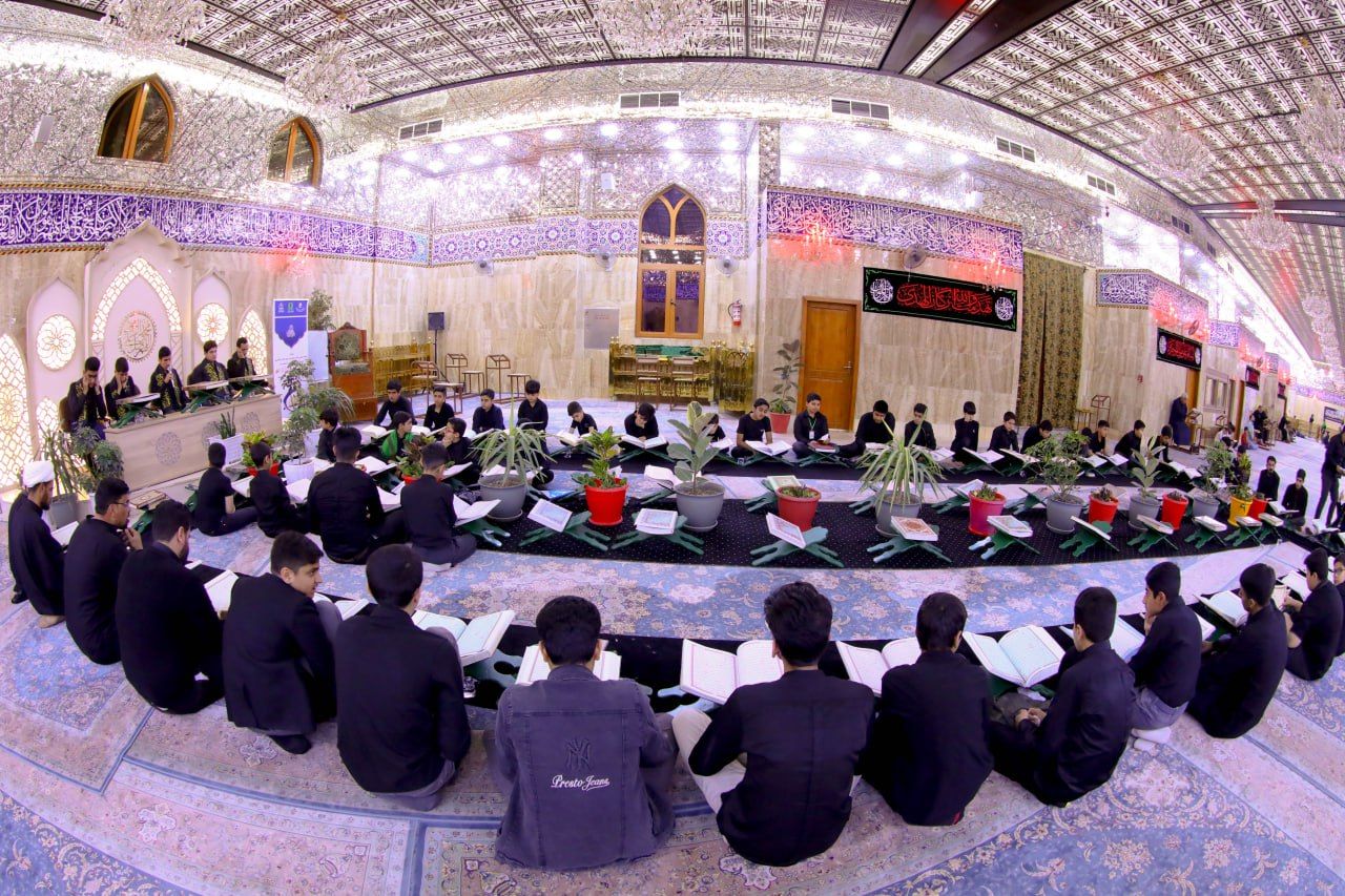 بحضور جمع من المؤمنين  ... معهد القرآن الكريم يحي ليالي القدر المباركة في كربلاء المقدسة
