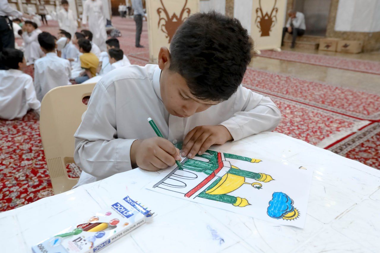 المجمع العلمي يقيم دروساً للرسم ضمن مشروع الدورات القرآنية الصيفية