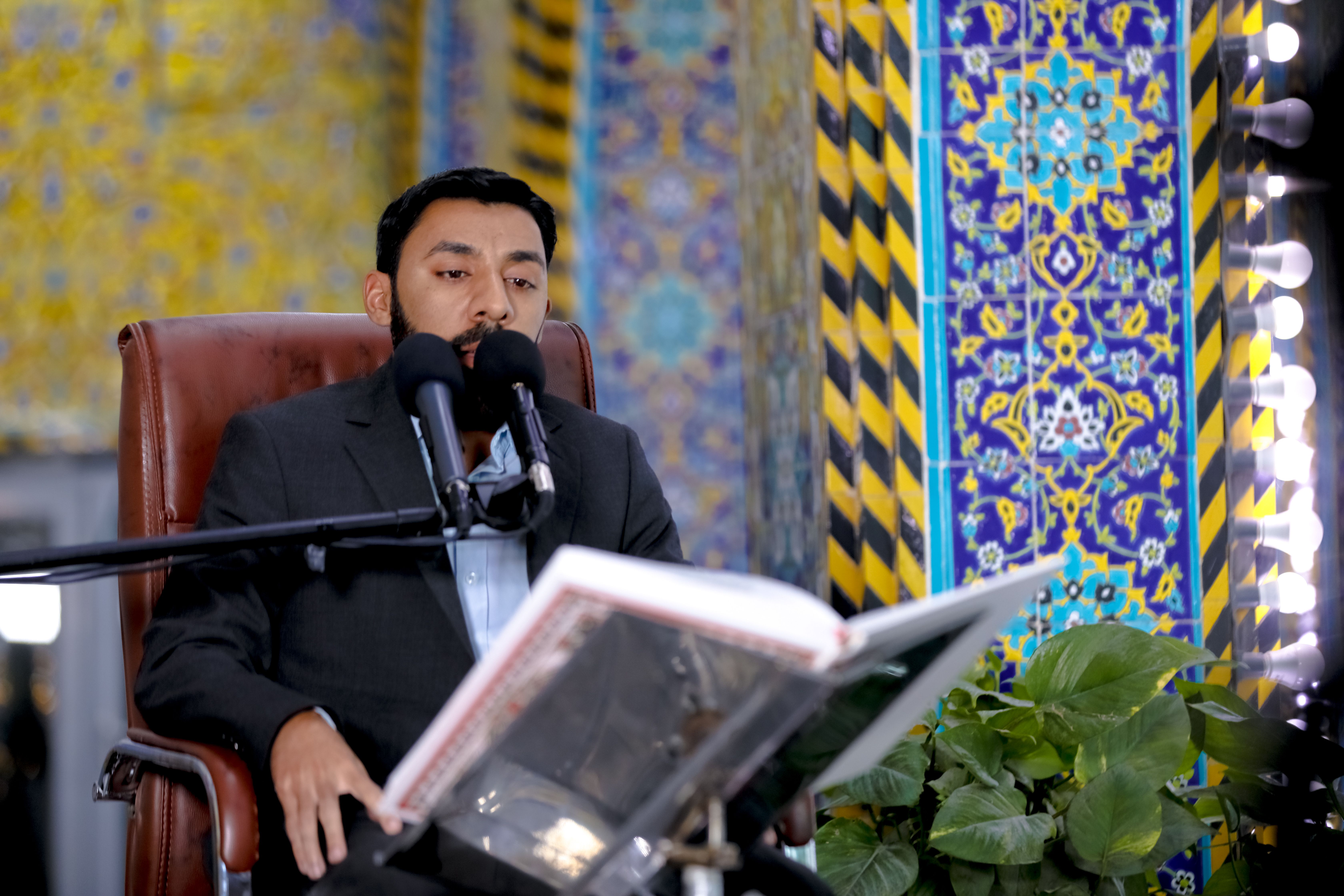 مركز المشاريع القرآنية يقيم ختمة يومية في الصحن العباسي المطهر