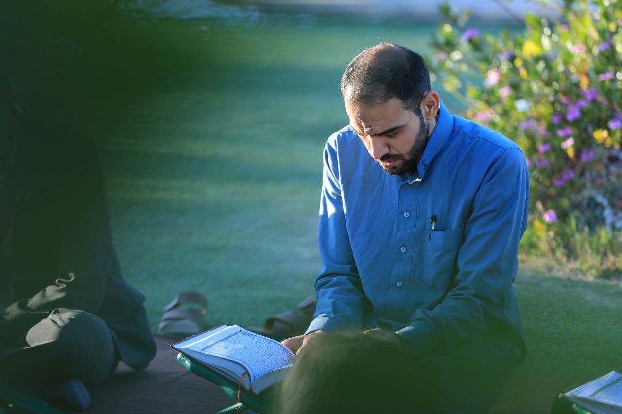 ضمن سلسلة برامجه الرمضانية معهد القرآن الكريم يواصل إقامة الختمة المرتلة لطلبة جامعة كربلاء